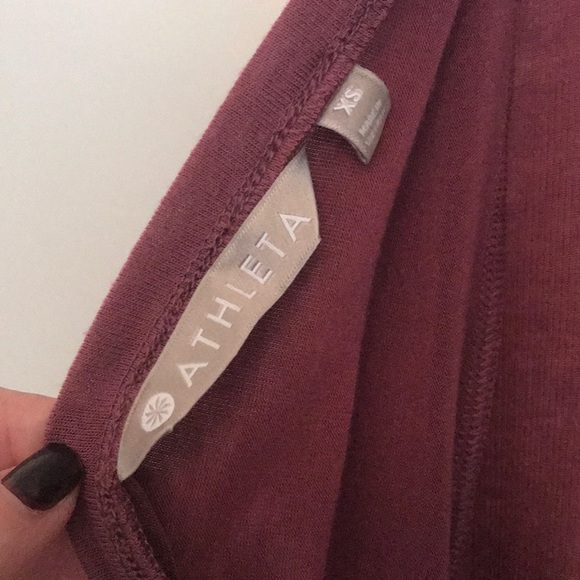 Athleta open back cross tank - Picture 3 of 4